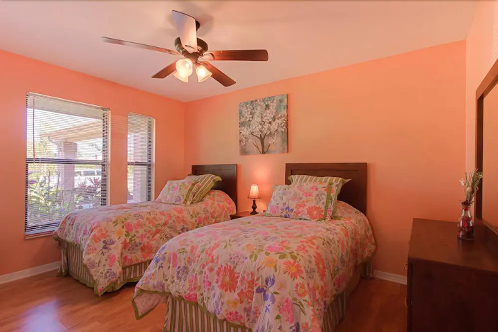 Room 2 of 16