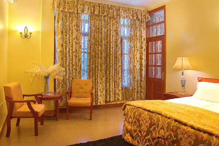 Room 3 of 6