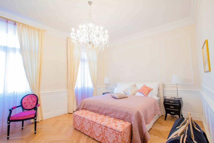 Room 3 of 57