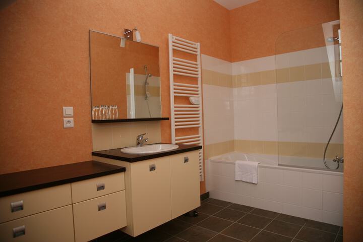 Clean Restrooms