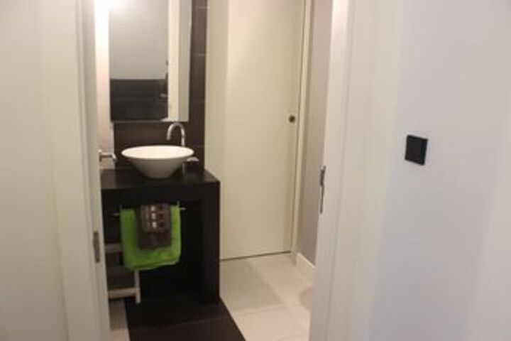 Room 6 of 23