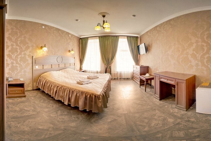 Room 25 of 58