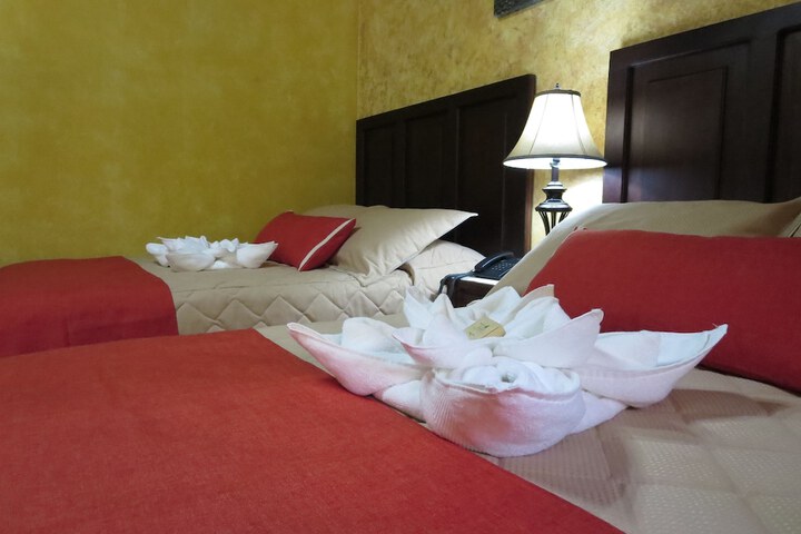Room 6 of 65