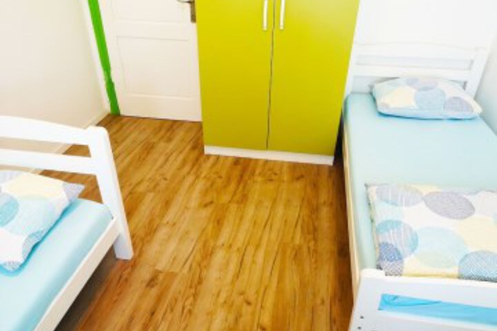 Room 5 of 48