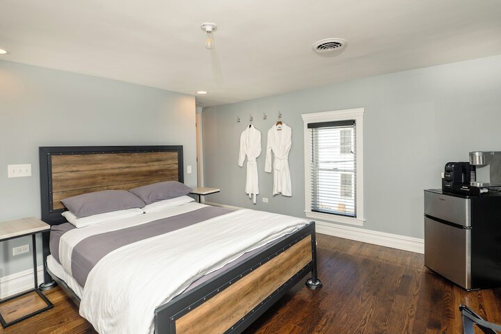 Room 45 of 83