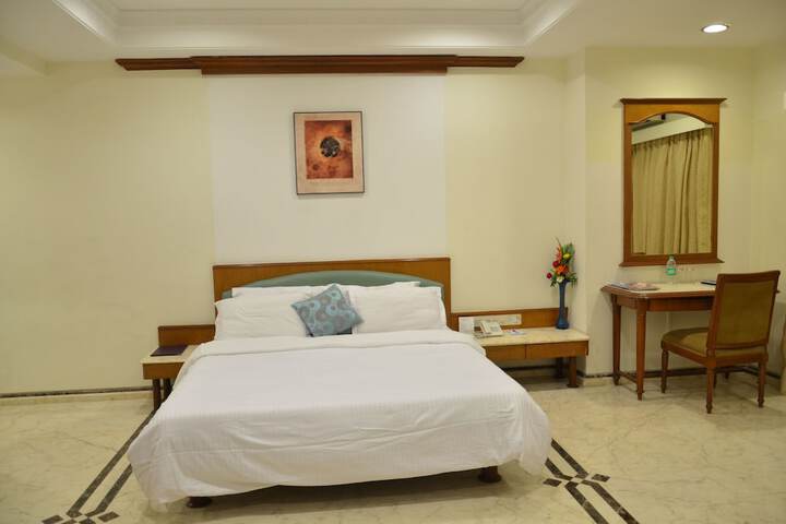 Room 16 of 57
