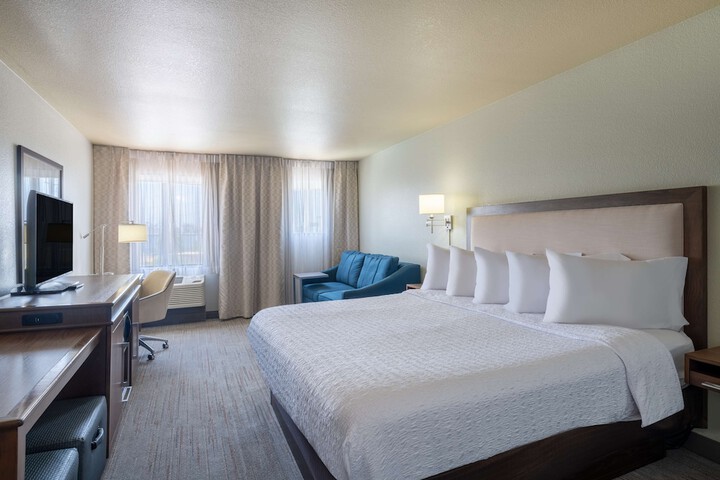 Room 20 of 33
