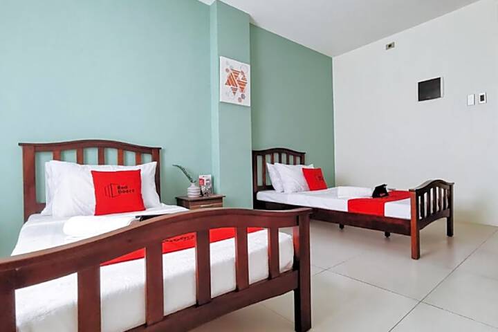 RedDoorz Plus near Bangko Sentral Ng Pilipinas Davao