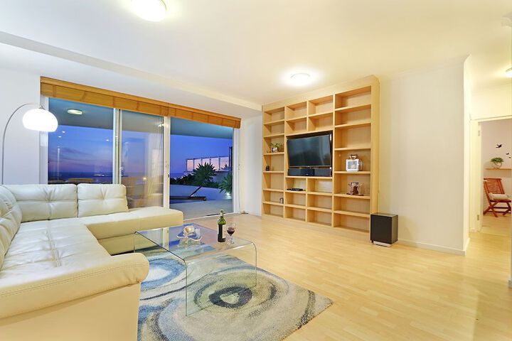 Room 8 of 29