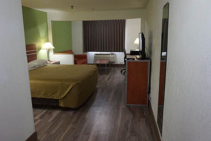 Room 11 of 62