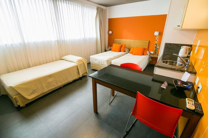 Room 17 of 62