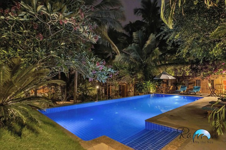 Pool 84 of 152