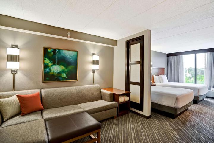 Double Accessible King Size Bed (10 of 11)