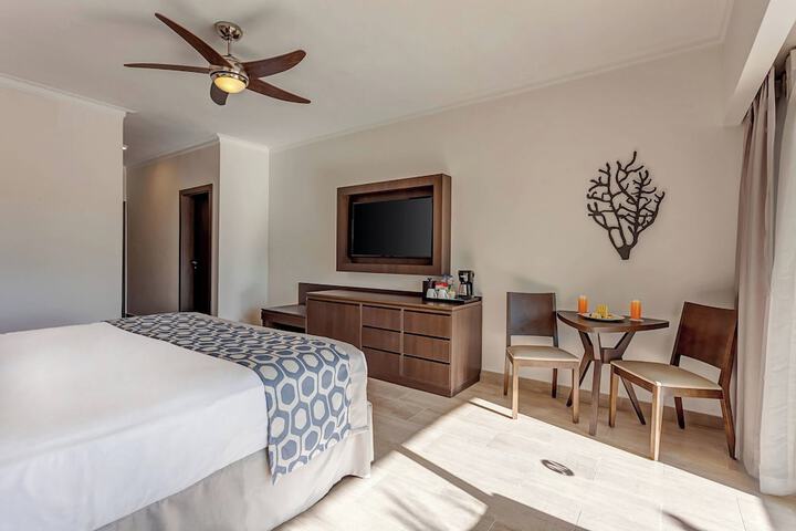 Room 26 of 119