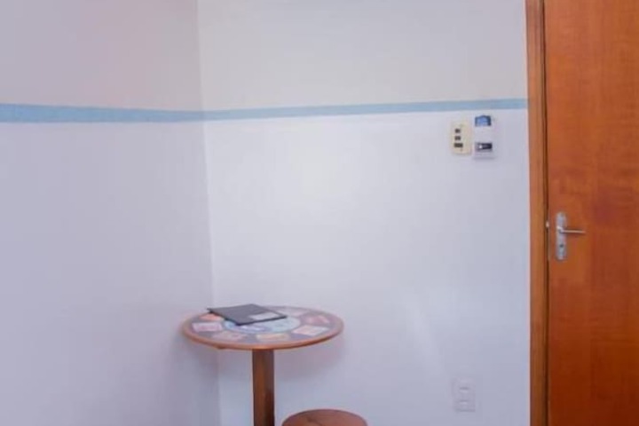 Room 8 of 65