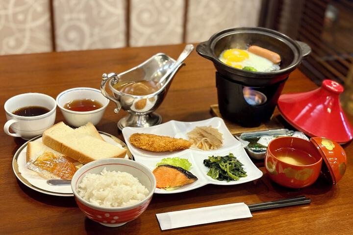 Breakfast/Coffee Service 18 of 26