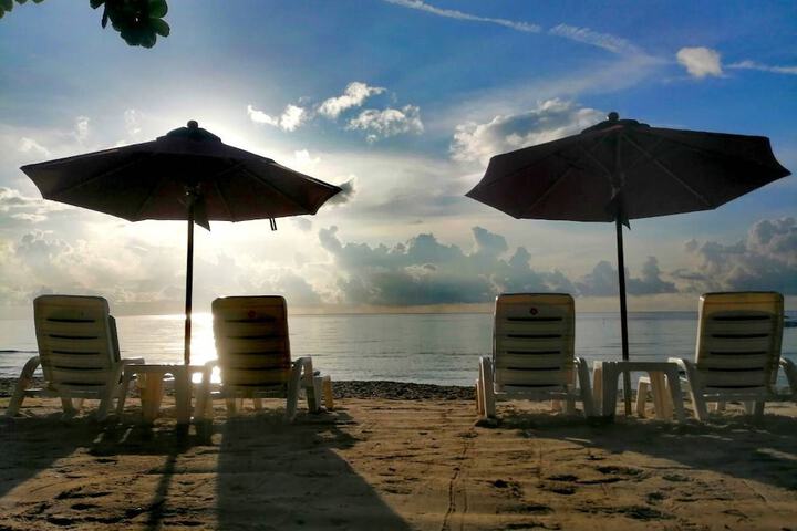 Beach 63 of 81