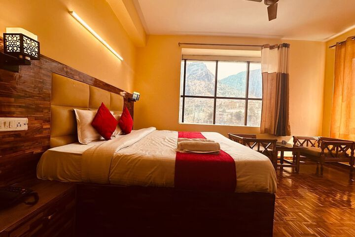 Room 14 of 27