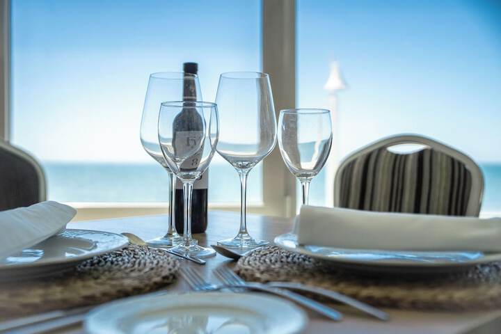 Dining 87 of 127