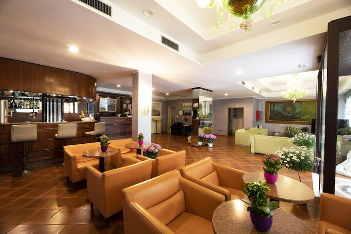 Hotel Lobby