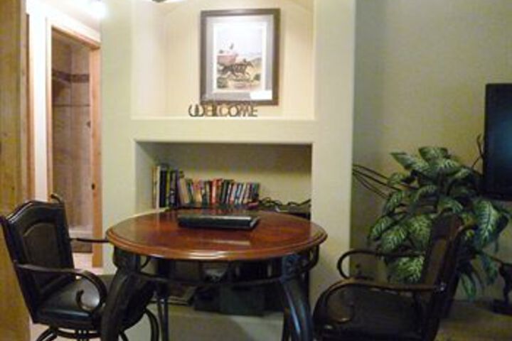 Room 32 of 87