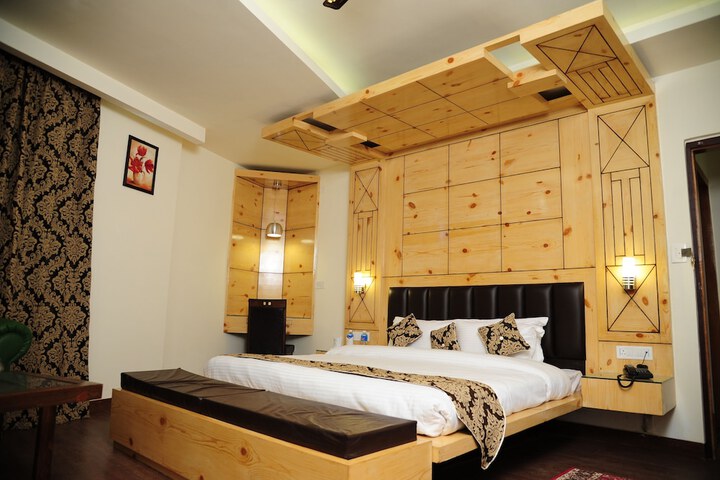 Room 40 of 76