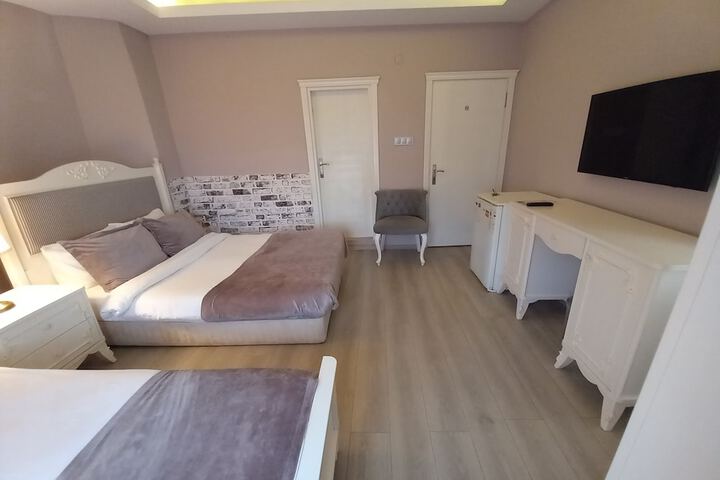 Room 43 of 110