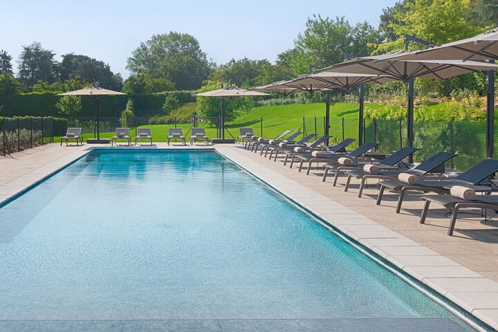 Pool Hotel