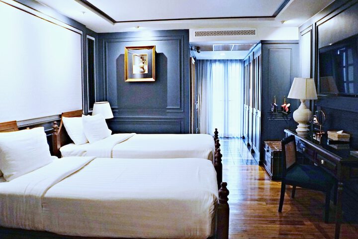 Room 16 of 124
