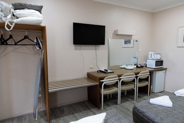 Room 26 of 87