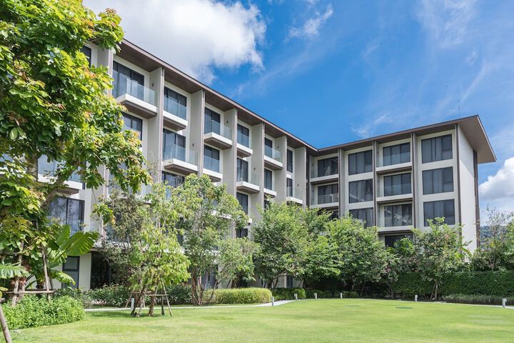 Hotel 163 of 175