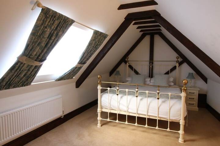 Room 34 of 140