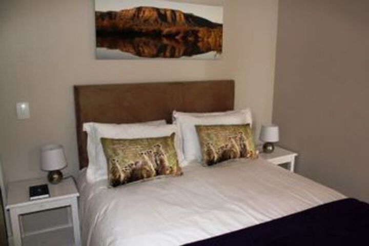 Room 8 of 15