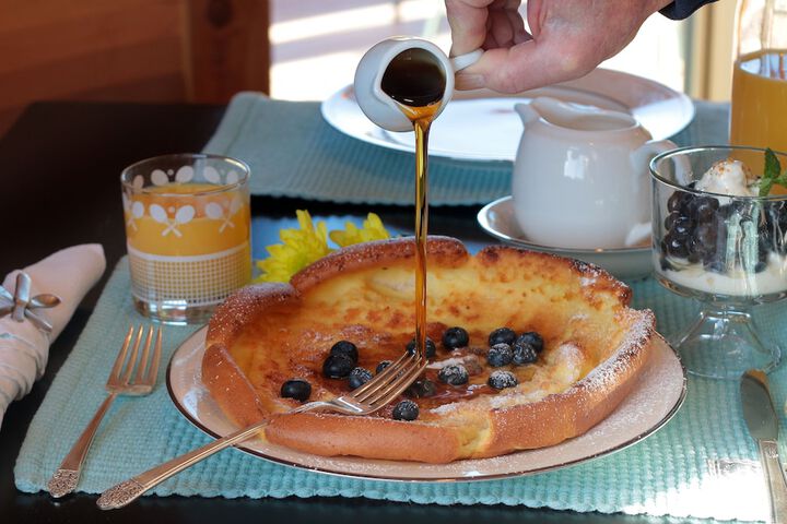 Breakfast/Coffee Service 32 of 41