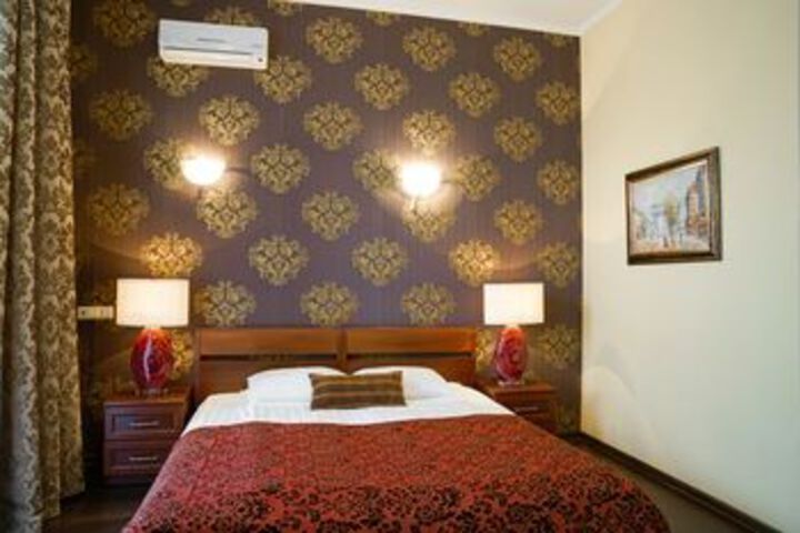 Room 42 of 58