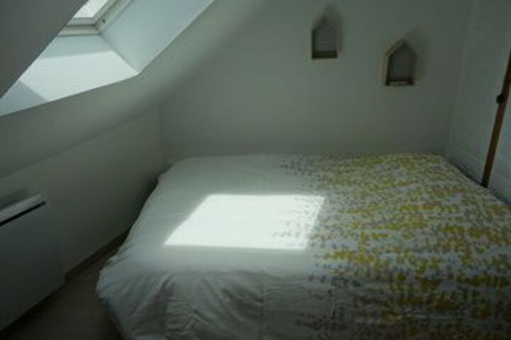 Room 22 of 66