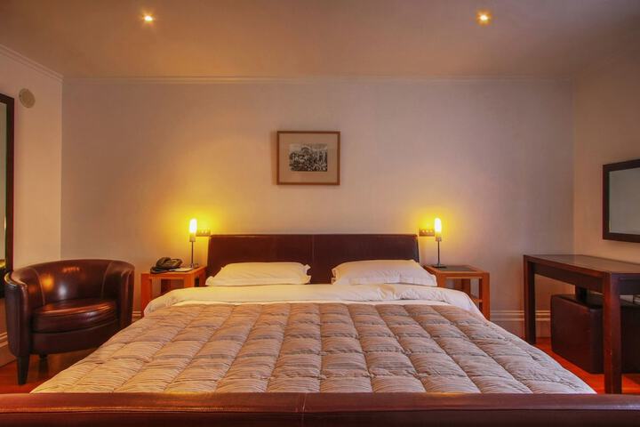 Room 27 of 62