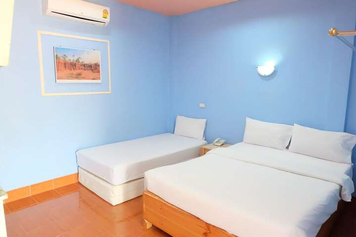 Room 10 of 23