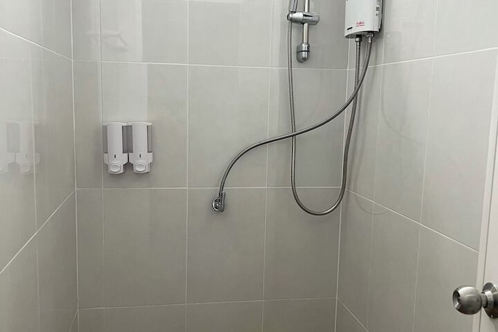 Room 17 of 25