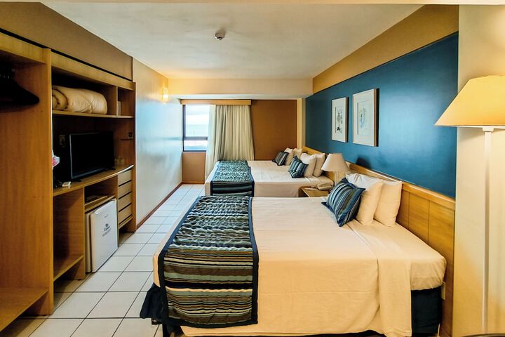 Room 32 of 141
