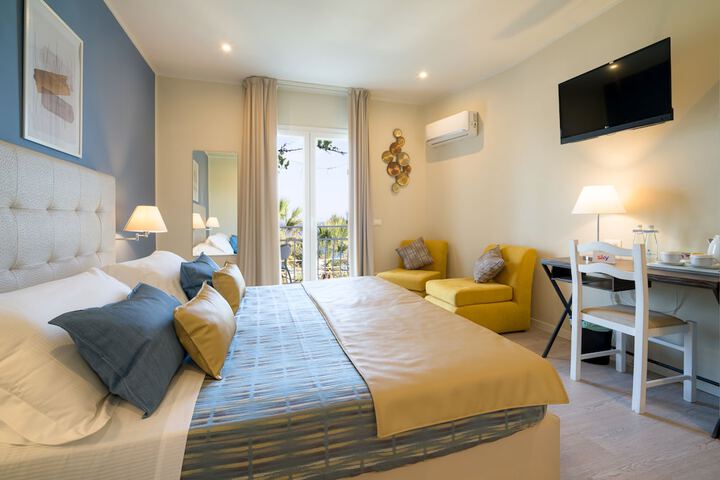 Room 32 of 172