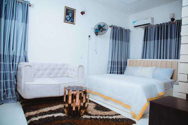 Le Patriot Hotel
