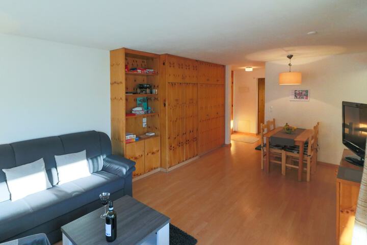 Room 42 of 169