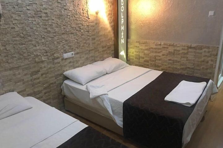 Room 3 of 13