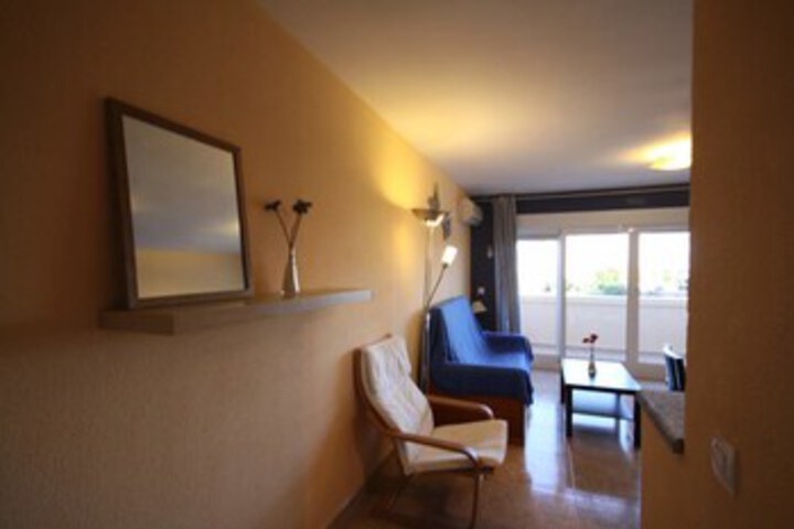 Room 9 of 21