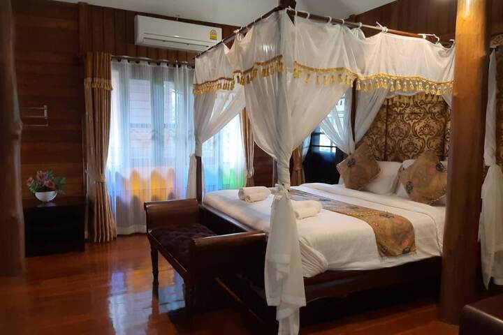 Room 22 of 172