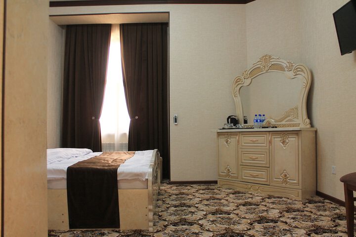 Room 11 of 61