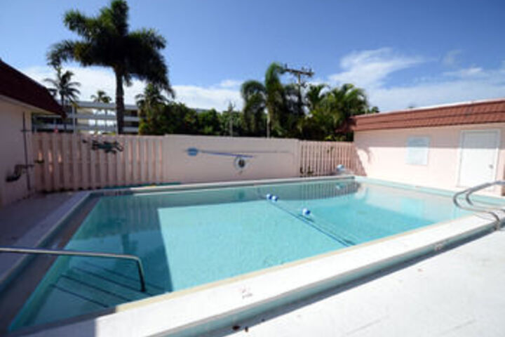Spanish Cay A8 by RedAwning in Sanibel, FL