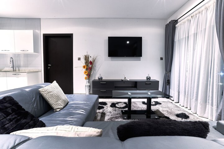 Room 93 of 136