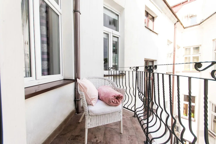 Terrace/Patio 7 of 16